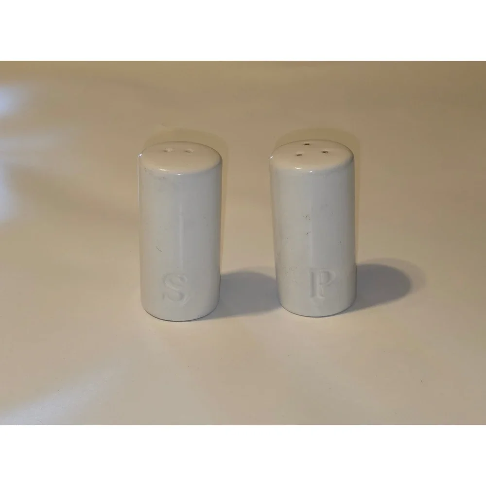 Target minimalist white